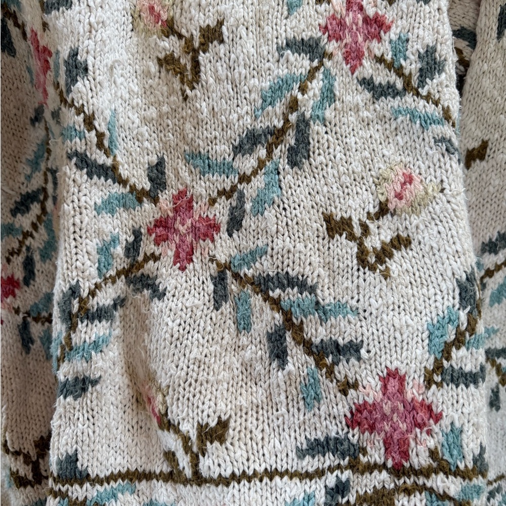 Vintage LL Bean Floral Sweater - Picture 4 of 4